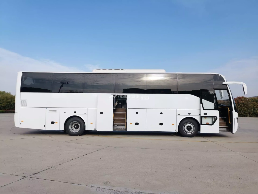 Higer KLQ 6128LQ, 53 места, Туристический автобус