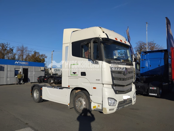 Купить Седельный тягач FOTON  AUMAN 4x2, б/у (2023 г., 64 377 км.)(7255)-Сбер комиссия в компании Русбизнесавто - изображение 0
