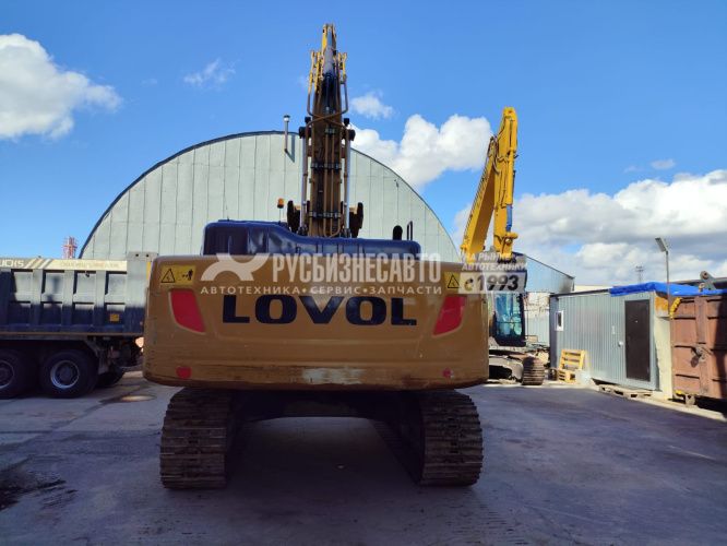 Купить Экскаватор гусеничный LOVOL FR330D б/у (2022 г.в., 2 424 м.ч.)(0561) в компании Русбизнесавто - изображение 2