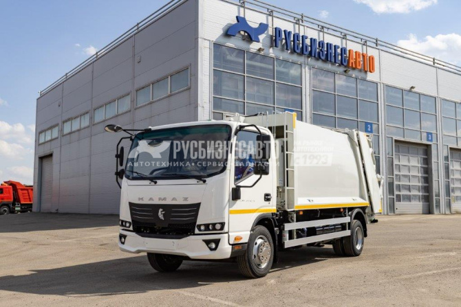 Купить KAT- 8 на шасси Камаз 43089 Компас 9 (ТКМ-491)  мусоровоз, 8м3, задняя загр. в компании Русбизнесавто - изображение 0