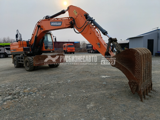 Купить Экскаватор колесный DOOSAN DX210WA б/у (2020 г.в., 10 418 м/ч) (5664)- Сбер комиссия в компании Русбизнесавто - изображение 1