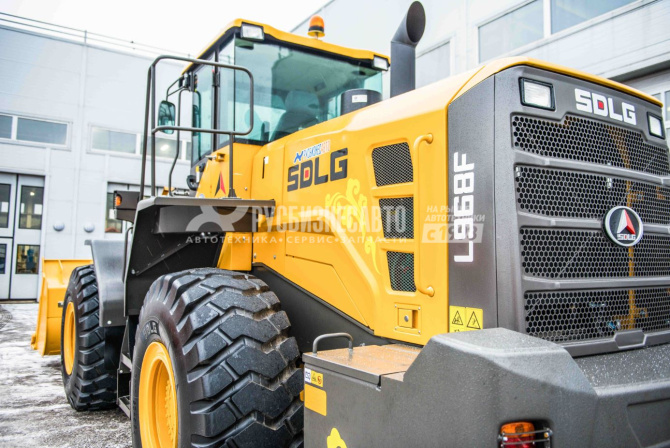 Купить Погрузчик фронтальный одноковшовый SDLG L968F в компании Русбизнесавто - изображение 1