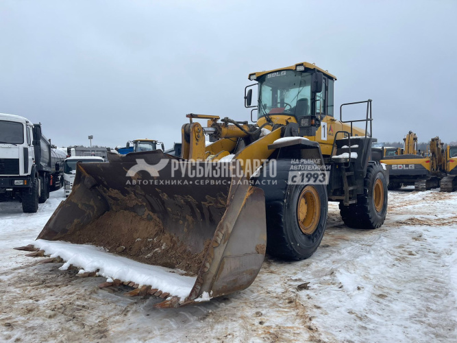 Купить Погрузчик фронтальный одноковшовый SDLG L975F (2019 г. 16 575 м/ч) в компании Русбизнесавто - изображение 1