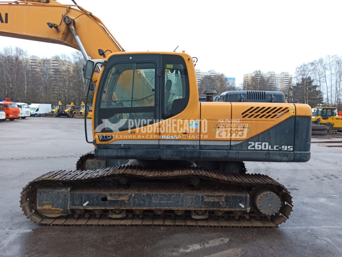 Купить Экскаватор гусеничный HYUNDAI R260LC-9S б/у (2018 г., 3 200 м.ч.) в компании Русбизнесавто - изображение 6
