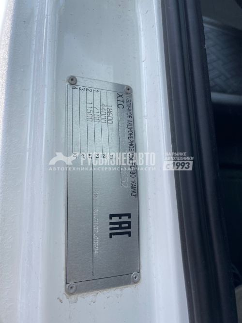 Купить КАМАЗ 5490-032-87, МКПП седельный тягач б/у (2021 г.,79 975 км.) в компании Русбизнесавто - изображение 3