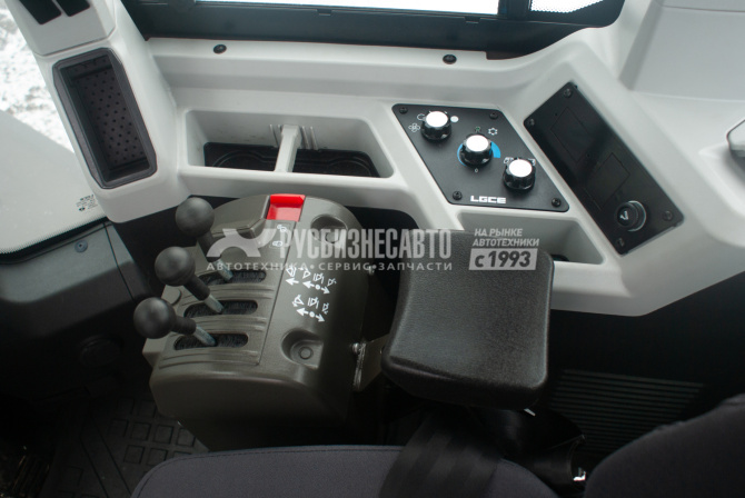 Купить Погрузчик фронтальный LGCE L956H (ковш 3,5 м стандартный) в компании Русбизнесавто - изображение 3