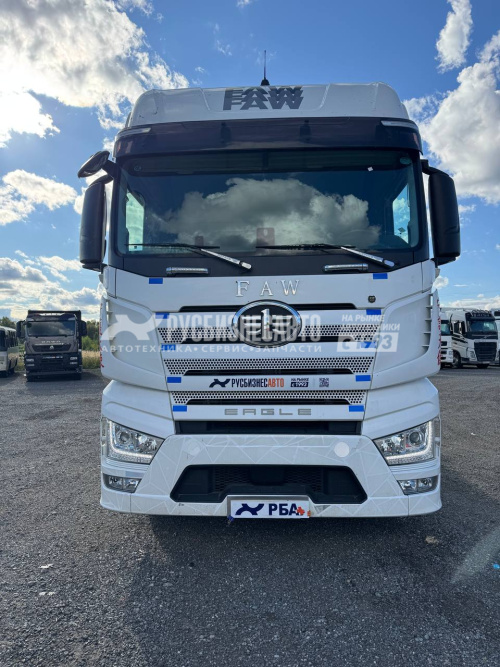 Купить Седельный тягач FAW J7 4x2, б/у (2023 г., 142 869 км.)(2863) в компании Русбизнесавто - изображение 6