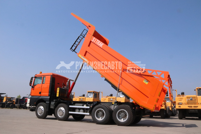 Купить Самосвал SITRAK C7H MAX 8x4 ( ZZ3316V306ME ) / 6.3*2.3*1.65 / 24 м3 / скальный / R 22.5 в компании Русбизнесавто - изображение 1