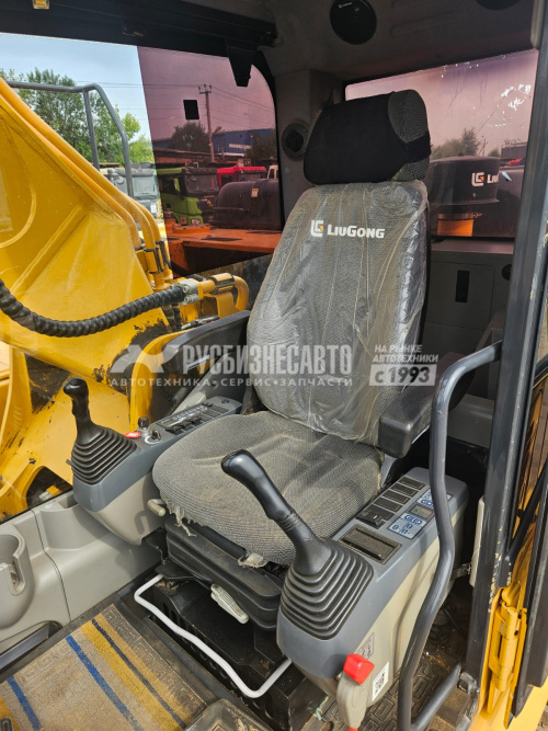 Купить Экскаватор гусеничный Liugong CLG933E б/у (2022г., 5 741 м/ч) (3327) в компании Русбизнесавто - изображение 8