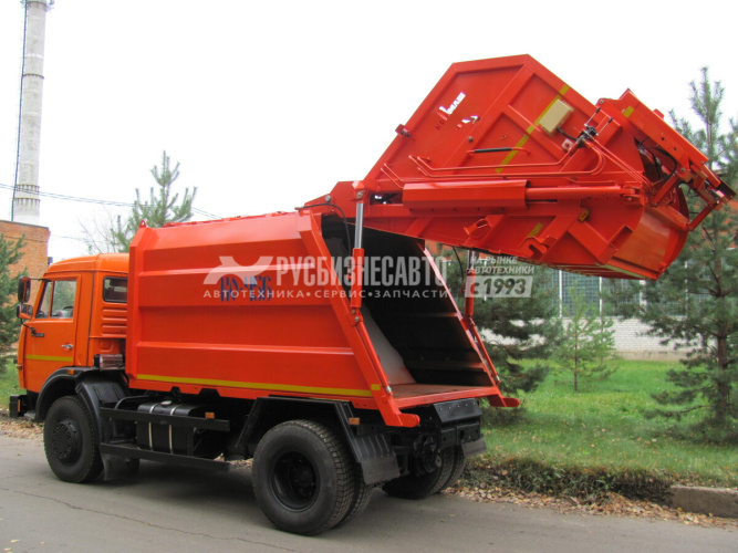 Купить КО-456-12 на шасси КАМАЗ 43255-3010-69, мусоровоз, 10м3, задн. загрузка в компании Русбизнесавто - изображение 0