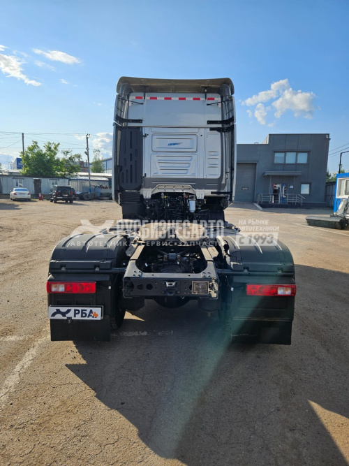 Купить Седельный тягач HONGYAN 908 4x2, б/у (2023 г., 39 965 км.)(3980) в компании Русбизнесавто - изображение 4