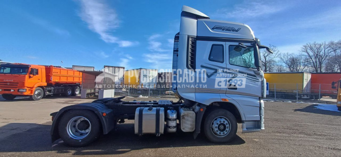 Купить Седельный тягач FAW J7 4x2, б/у (2023 г., 82 931 км.)(1431) новая резина задняя ось в компании Русбизнесавто - изображение 6