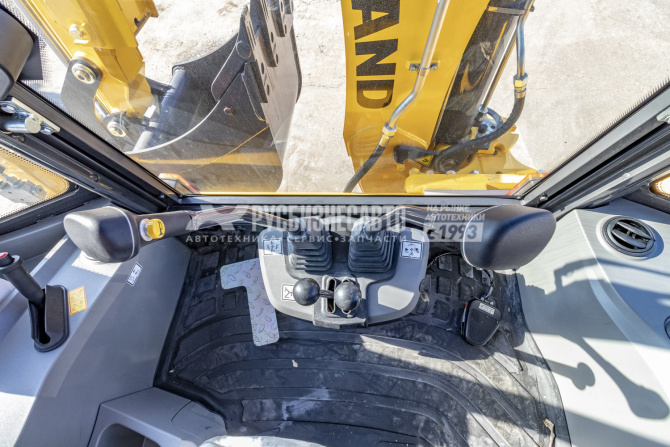 Купить Экскаватор-погрузчик New Holland B115C Performance (рычаги сзади, Италия) в компании Русбизнесавто - изображение 11
