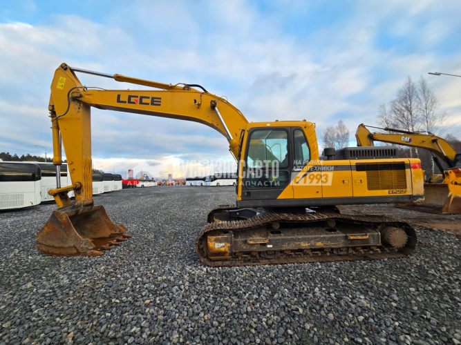 Купить Экскаватор гусеничный LGCE E6255F б/у (2024г., 882 м/ч) (0452) в компании Русбизнесавто - изображение 9