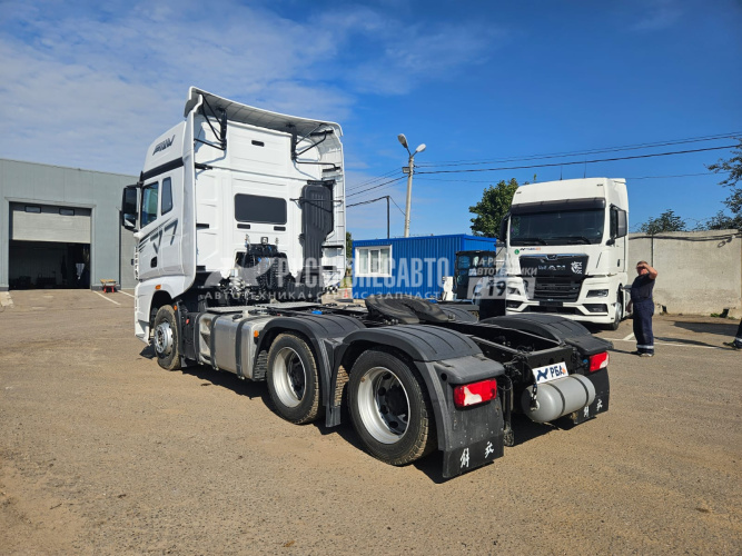 Купить Седельный тягач FAW J7 6x4, б/у (2023 г., 63 785 км.)(5731) в компании Русбизнесавто - изображение 5