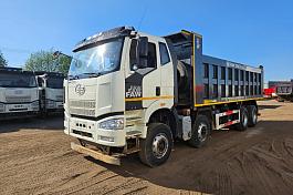 Самосвал FAW J6 (8х4) б/у (2022 г., 38 979 км)(8405) новая задняя резина