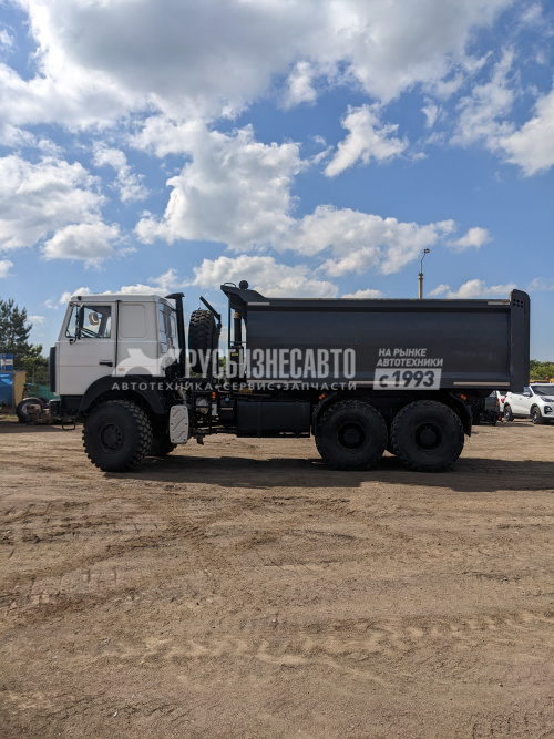 Купить самосвал 6х6 МАЗ 780130 (2023г пробег 17 551км.) (0117). в компании Русбизнесавто - изображение 4