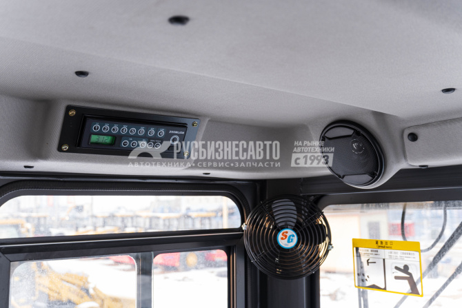 Купить Бульдозер гусеничный ZOOMLION ZD170G (план. отвал, кондиционер, гусеница 510мм, без рыхлителя) в компании Русбизнесавто - изображение 4