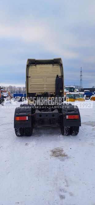 Купить Cедельный тягач SHACMAN SX42584V324 6х4 б/у (2022г., 113 500 км)(1956) в компании Русбизнесавто - изображение 7