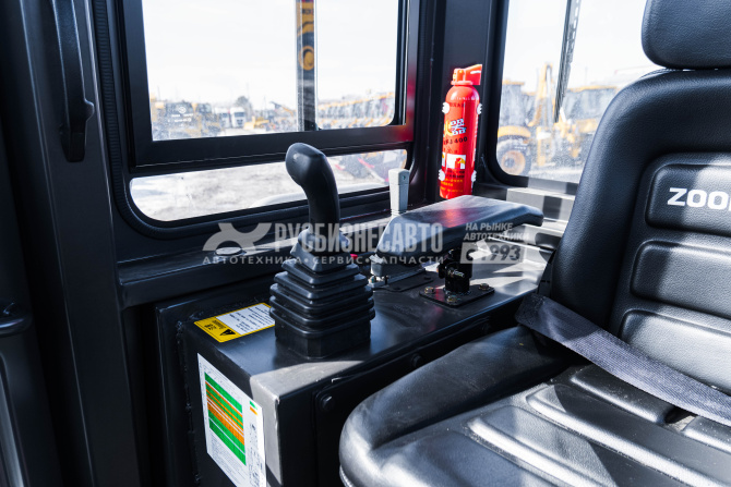 Купить Бульдозер гусеничный ZOOMLION ZD170G (кондиционер, гусеница 510мм, трехзубый рыхлитель) в компании Русбизнесавто - изображение 2