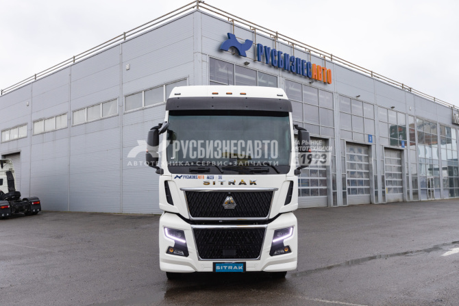Купить Тягач SITRAK C7H MAX 4x2 ( ZZ4186V391HE ) / без АДР и КОМ / кабина C7H-H (XXL) в компании Русбизнесавто - изображение 6