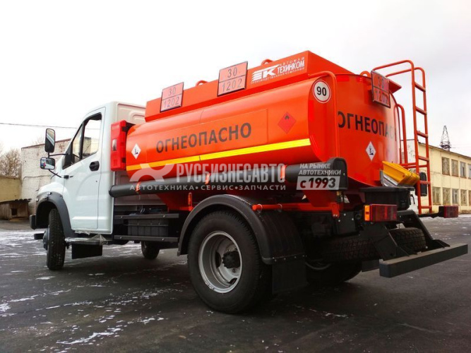 Купить 4693А1 (АТЗ-5,2 м3, 2 отс., насос СВН-80, ГАЗ-C41R13 NEXT) в компании Русбизнесавто - изображение 1