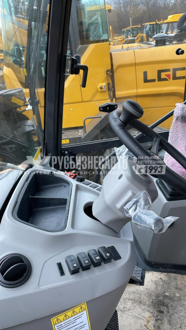 Купить Экскаватор-погрузчик CASE 695SV Performance (Tier 3, рычаги сзади, без вил, Италия) в компании Русбизнесавто - изображение 6