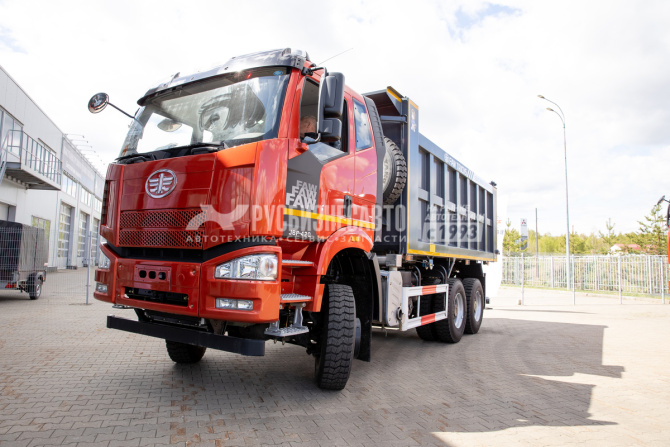 Купить FAW Самосвал 3250 (6х6) c П-образным кузовом Tianma 20 м3 в компании Русбизнесавто - изображение 1