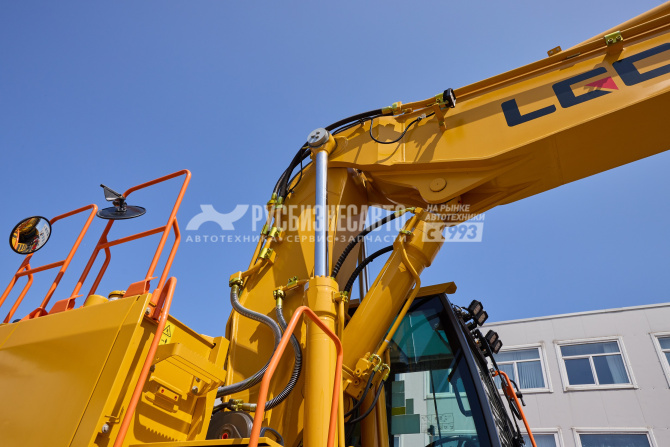 Купить Экскаватор колесный LGCE E7220H (Квик-каплер гидр, Двухпоточная гидролиния (X3)) в компании Русбизнесавто - изображение 8