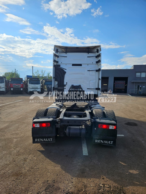 Купить RENAULT T 4х2 АКПП cедельный тягач б/у (2019 г.,  416 407 км.)(1610) в компании Русбизнесавто - изображение 4