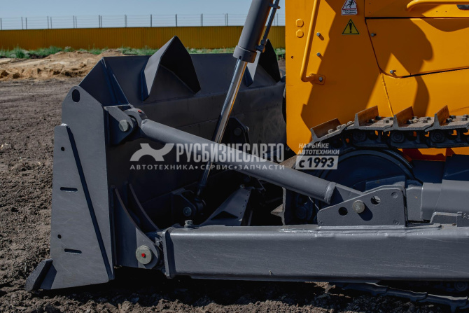Купить Бульдозер ДСТ - Урал D9 (D9.0101) в компании Русбизнесавто - изображение 4