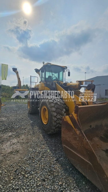 Купить Погрузчик фронтальный SDLG L956FH б/у (2021г.в., 9 823м/ч)(3063) в компании Русбизнесавто - изображение 0