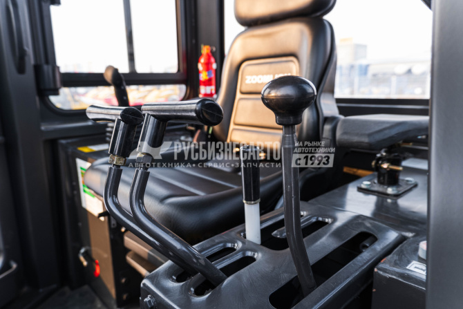 Купить Бульдозер гусеничный ZOOMLION ZD170G (кондиционер, гусеница 510мм, без рыхлителя) в компании Русбизнесавто - изображение 6