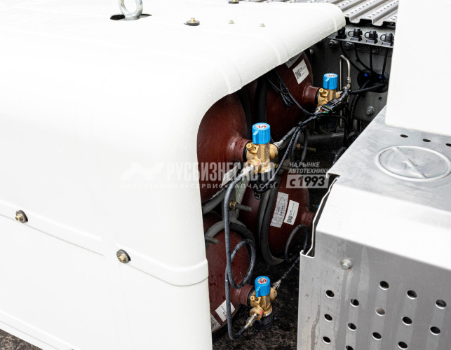 Купить Тягач SITRAK C7H LUX 4x2 ( ZZ4186V391HE1C ) / без АДР с КОМ / КПГ / CNG (сжат.метан) в компании Русбизнесавто - изображение 13