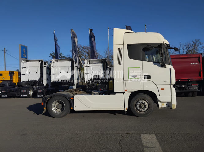 Купить Седельный тягач FOTON  AUMAN 4x2, б/у (2023 г., 64 377 км.)(7255)-Сбер комиссия в компании Русбизнесавто - изображение 1