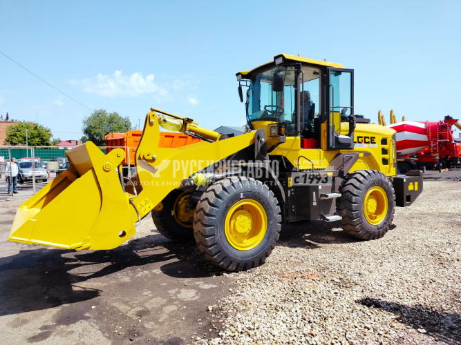 Купить Погрузчик фронтальный LGCE L936H (ковш 1,8 м челюстной, доп. линия) в компании Русбизнесавто - изображение 2