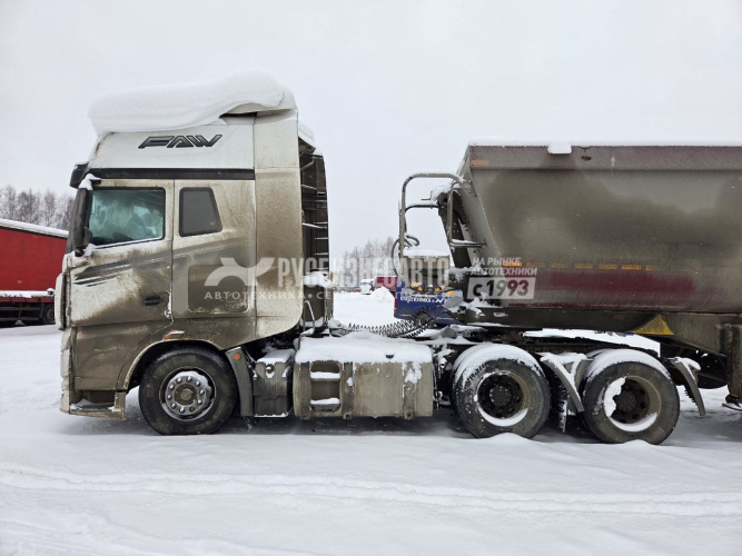 Купить Седельный тягач FAW J7 6x4 (АКПП, ПНЕВМА)б/у(2023 г.в. 270300 км.)(5451) Сбер комис-Бронь Сбер в компании Русбизнесавто - изображение 5
