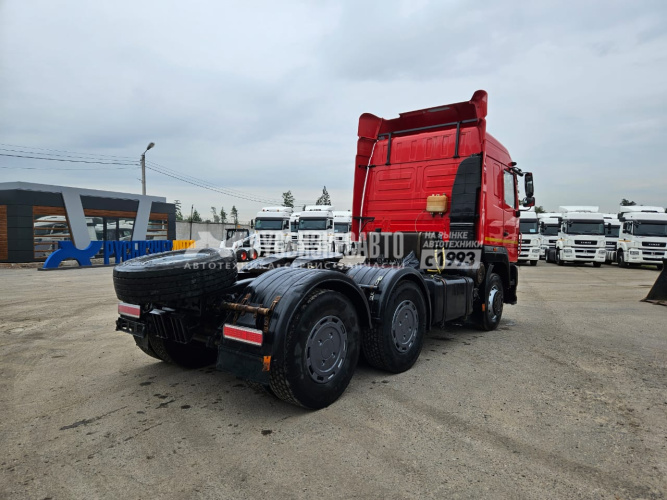 Купить Тягач 6х4 МАЗ 643028-520-012 Weichai, ССУ 1380, рессор б/у (2020 г.в. 144 309 км.) в компании Русбизнесавто - изображение 4