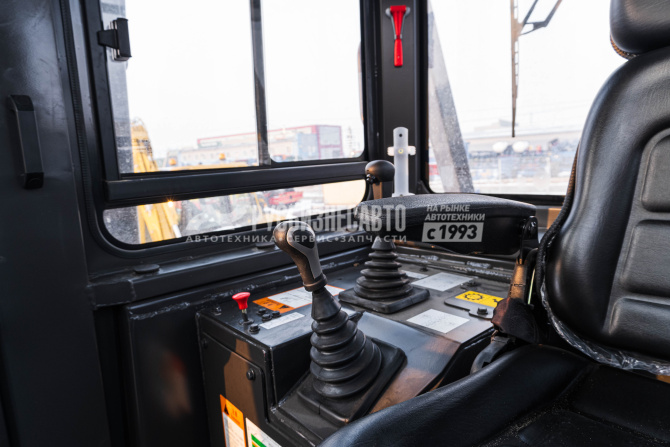 Купить Бульдозер гусеничный ZOOMLION ZD340G (ROPS/FOPS, кондиционер, гусеница 560мм, однозубый рыхлитель) в компании Русбизнесавто - изображение 6
