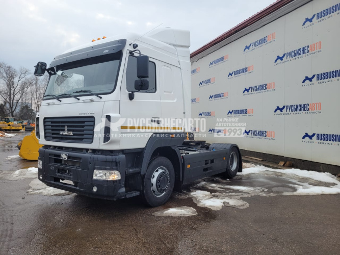 Купить Тягач 4х2 МАЗ 544028-520-031 Weichai, ССУ 1150, пневм б/у (2021 г., 41 512 км.) в компании Русбизнесавто - изображение 0