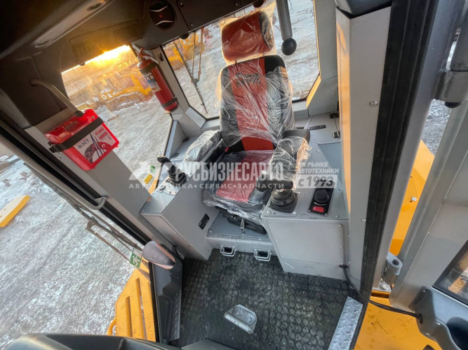 Купить Бульдозер ДСТ - Урал D9 (D9.0101) в компании Русбизнесавто - изображение 7
