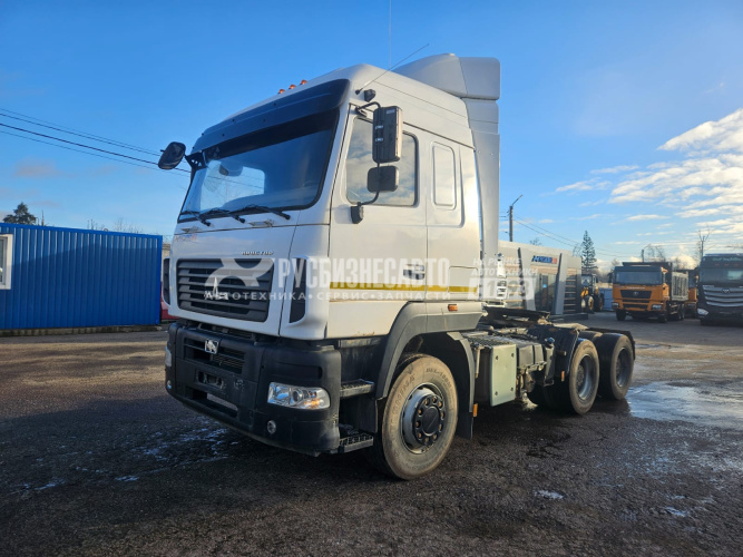 Купить Седельный тягач МАЗ-643028 6x4, б/у (2022 г., 2046 км.)(1079) Сбер комиссия в компании Русбизнесавто - изображение 6