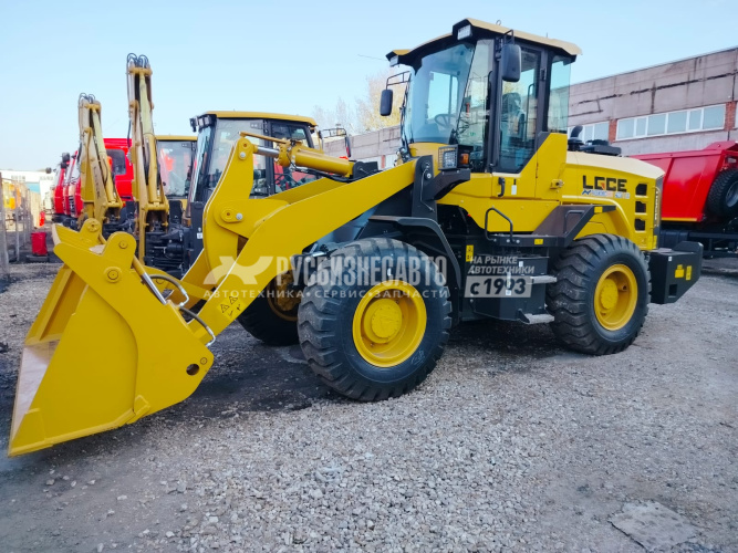 Купить Погрузчик фронтальный LGCE L936H (ковш 1,8 м челюстной, доп. линия) в компании Русбизнесавто - изображение 0