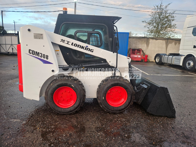 Купить Мини-погрузчик  LONKING CDM308 б/у (2022 г.в., 1 563 м.ч) (0057) в компании Русбизнесавто - изображение 2