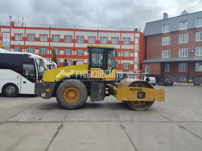 Купить Каток грунтовый SDLG RS7120 (полный привод) б\у (2021г., 6 416 м\ч) (0141) в компании Русбизнесавто - изображение 2