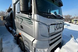 Седельный тягач FAW J7 4x2, б/у (2023 г., 155 152 км.)(0566)