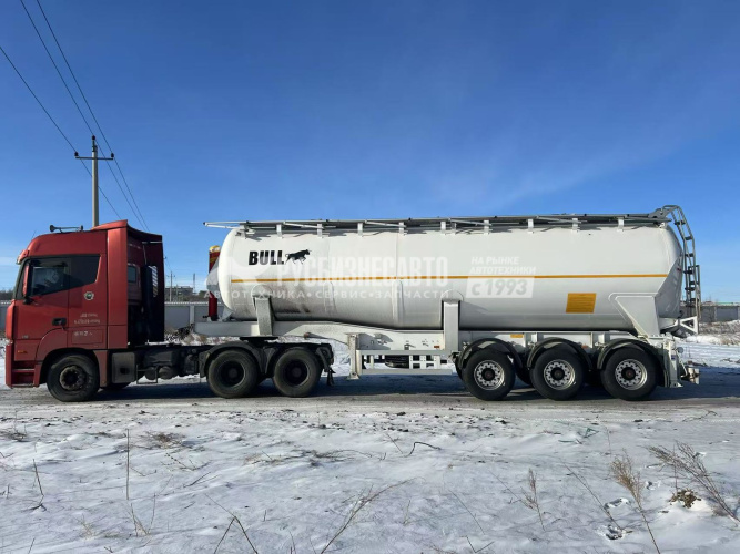 Купить ППЦ материаловоз (мука, комбикорм)  BULL (45 м3, алюминий, 3 оси SAF, WABCO, самосвальный) в компании Русбизнесавто - изображение 1