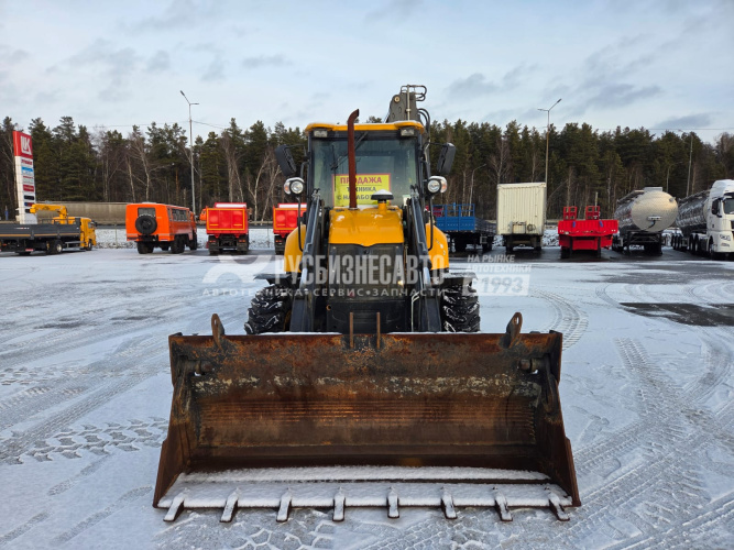 Купить Экскаватор-погрузчик CUKUROVA 884 с кондиционером б/у (2022 г.в., 1 763 м/ч)(0258) в компании Русбизнесавто - изображение 1