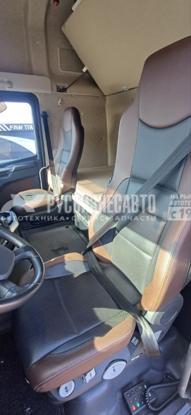 Купить Седельный тягач FAW J7 4x2, б/у (2023 г., 82 931 км.)(1431) новая резина задняя ось в компании Русбизнесавто - изображение 10
