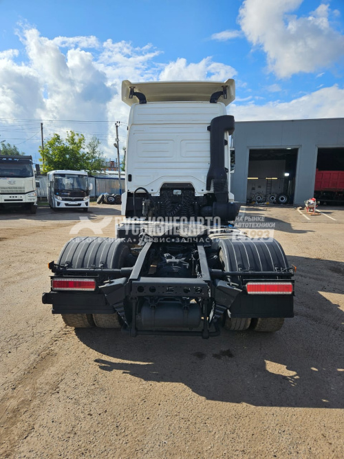 Купить КАМАЗ 5490 (M1840), МКПП седельный тягач б/у (2021 г., 428 619 км.)(3749) - новая резина зад. ось. в компании Русбизнесавто - изображение 5